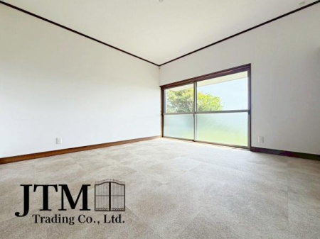 �m�� ���邢���R���������Ղ����m���́A�傫�ȑ�����������ӂ��S�n�悢��Ԃł��B�ǂ�ȃC���e���A�ɂ��邩�l����̂��y���݂̂ЂƂB���S�n�悭������芰����A�����̔�������e���̏�Ƃ��Ă҂�����ł���