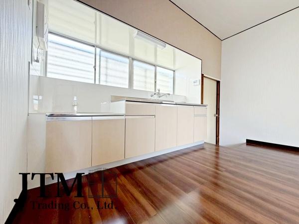 �L�b�`�� ����������ƕ�������S�n�悢�L�b�`���́A���邭���K�ɂ��������y���߂܂�����[���L�x�ŁA�������⒲�����Ȃǂ���������Еt���A�L�b�`���܂������ł������ɕۂĂ�̂��������|�C���g�ł���