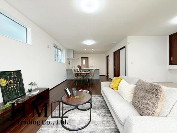 ���r���O �Ƒ������R�ƏW�܂�Ί�Ɖ�b���₦�Ȃ����r���O�́A���������Ȍ����������݁A�������Ƃ����L���Ƌ��S�n�̗ǂ������˔����Ă��܂��B