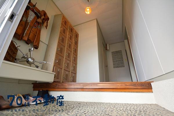 ���̑� �y���m�x�[�V�����{�H��z
70�N��s���Y�����X�Ƃ��āA���킢����f�ނ�f�U�C�����؂ɂ������m�x�[�V����������āB���z�̕�炵�Â��������`�����܂��B
(���m�x�[�V�����ɂ͕ʓr��p���������܂�)