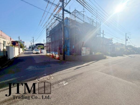 �O�ʓ��H�܂ތ��n�ʐ^ ������������Z��X�ł������͂ɂ͍����������Ȃ��A�󂪍L���J����������A�z�������傫���Ղ��邱�Ƃ�����܂���I�C�����̗ǂ������ʂ蔲����X���݂ł���