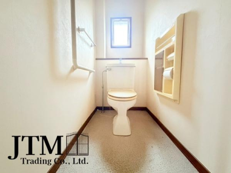 �g�C�� ���邢�g�C���́A���ꂾ���ŋC�����p�b�Ɩ��邭�Ȃ�܂���������������邾���ň��������Ȃ��Ȃ�A�S�n�悭�߂������ԂɁB