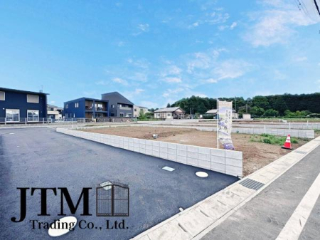 �O�ʓ��H�܂ތ��n�ʐ^ �������������͋C�̏Z��X�ł������͂ɂ͍������������Ȃ��󂪍L���������J���������Ղ聝�z�����肪�Ղ���S�z���Ȃ��A�����ʂ��Ė��邭���K�ɉ߂����܂��B�C�����̗ǂ���������������S�n�悢�X���݂ł���