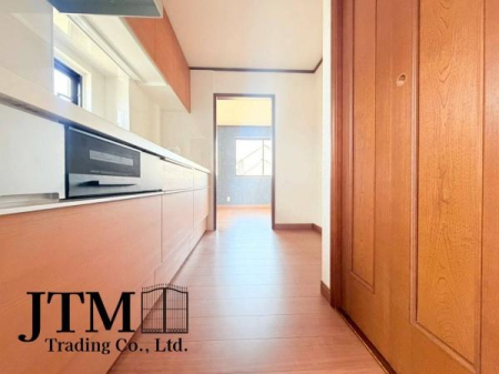�L�b�`�� ��ƃX�y�[�X��傫���Ƃ����L�b�`�����v�w������ăL�b�`���ɗ����Ă����������₷����Ƃ肠��L���I�H��ނ���������ƕЕt�����[�͂����҂ł��܂���