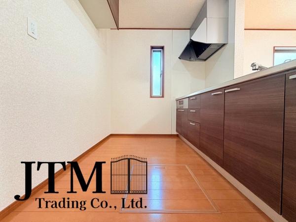 �L�b�`�� ��ƃX�y�[�X��傫���Ƃ����L�b�`�����v�w������ăL�b�`���ɗ����Ă����������₷����Ƃ肠��L���I�H��ނ���������ƕЕt�����[�͂����҂ł��܂���