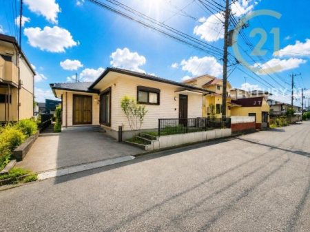 ���n�O�ώʐ^ ���ӊ����ꏏ�ɂ��ē��������܂���
�ʐ^�Ō���̂Ǝ��ی���̂Ƃł͕��͋C���ς��܂���
���C�y�ɂ��A������������