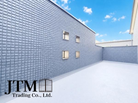 �o���R�j�[ ��Ƃ�̍L���̃o���R�j�[�́A�V�C�̗ǂ����͈֎q��u���ēǏ���DIY�X�y�[�X�ȂǑ��l�Ȏg���������҂ł��܂��ˁ�