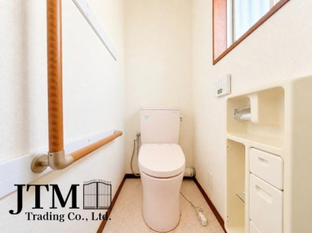 �g�C�� ����􂢂�1�K��2�K�Ɋ��������q���ɂ��ʁX�Ɏg�p�ł��܂��ˁ�Ƒ��Ńo�^�o�^�������ȂƂ����֗��ł����