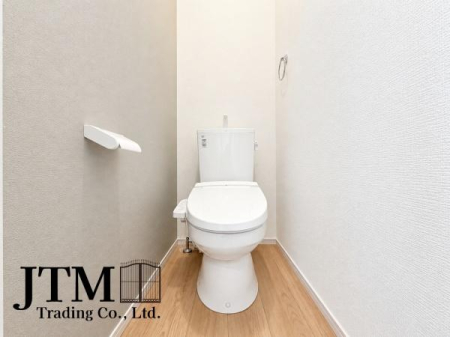 �g�C�� ����􂢂�1�K��2�K�Ɋ��������q���ɂ��ʁX�Ɏg�p�ł��܂��ˁ�Ƒ��Ńo�^�o�^�������ȂƂ����֗��ł����