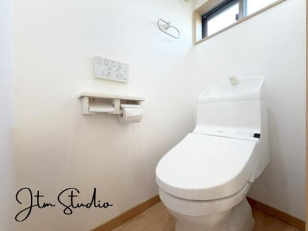 gC C̊CƑ̖̌邳ɔẑgC̍DȃA}F܂uėԂoAlɂȂԂłAbNXłˁ