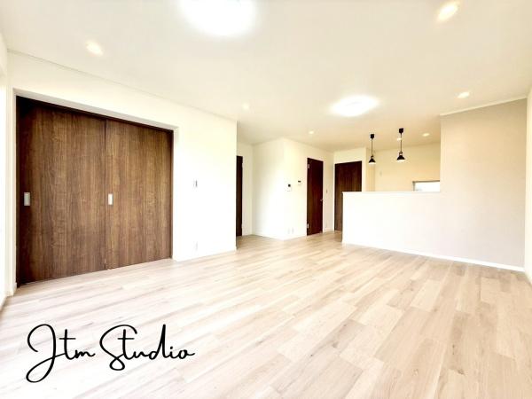 rO ƑRƏW܂ΊƉb₦ȂrÓAȌ݁AƂLƋSn̗ǂ˔Ă܂B̕炵ɈSƖL炵AƑ݂Ȃ؂ȋԂł