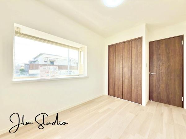 q ʂ̂Ȃ݌vƁAvZꂽFgBDȉƋA[gɂȂ悤ȁAVvŐԂłBu̍DƉfIvȕTĂɂ͂ꎺł