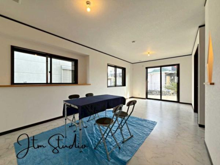 rO LɉA炽Ղ̂ŁA邭ċĈrOɎdオ܂BԂɗ]T邾łȂÁhhĂ܂B̎ԂґɂȂ܂