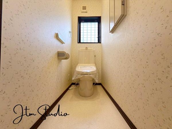 gC C̊CƑ̖̌邳ɔẑgC̍DȃA}F܂uėԂoAlɂȂԂłAbNXłˁ