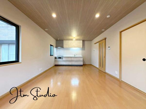 rO rOLƂ͂ƁAƑW܂cR܂ƂƂȂ܂Ƒ̏Ί炪złƂЈx