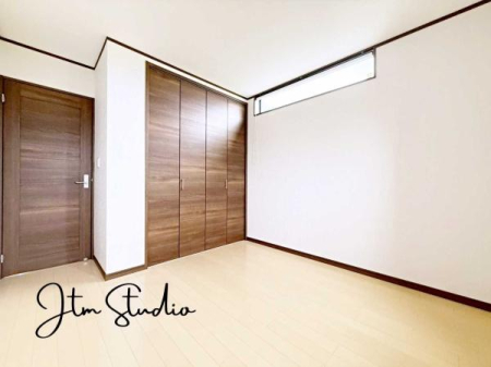 q lɂЂƕH[HցHH邢͋qH̑Ԏ́AƑ\⃉CtXe[W̕ωɂ_ȑΉ\ɂAƑ̑IL܂