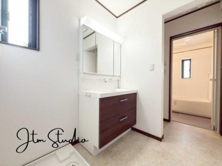 ʑEʏ t̖邢ʎł􎼋CɓւłĐɕۂƂł܂IƗʑ͎gǂ[͂܂