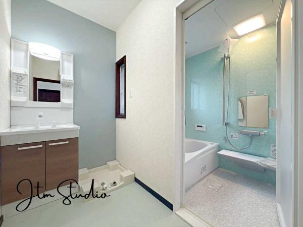 ʑEʏ ̎xx̃PAC悭n܂ʋԁB傫ȃ~[ƍL߂̃{EŁAƑ݂ȂKɎg݌vłBQłƂ̂鎞Ԃ𐶂ݏo܂B1 ̂͂܂ƏISn悭