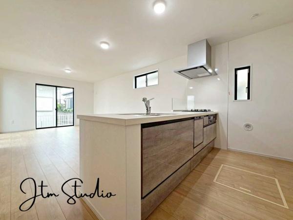 Lb` lC̑ΖʎLb`􏬂ȂqlĂS􃊃rOɂƑƂR~jP[V̎₷Ԏ