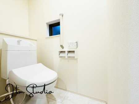 gC Ƃ̂gCԂł̍DȃA}F܂uėԂoAlɂȂԂłAbNXłˁ