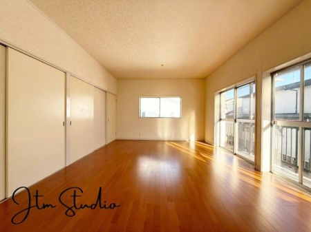 m ǂȃCeAɂ̂AƑŘbACAEglȂ炲wƐṼC[W킫₷Ȃ܂