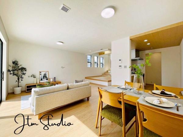 rO rOLƂ͂ƁAƑW܂cR܂ƂƂȂ܂Ƒ̏Ί炪złƂЈx