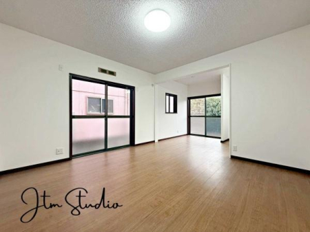 rO rOLƂ͂ƁAƑW܂cR܂ƂƂȂ܂Ƒ̏Ί炪złƂЈx