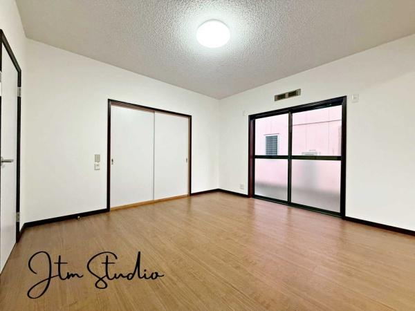 rO Ƒ̐HĉقAqǂV΂AFl肷LDK͏Z܂̒SBԉ߂ꏊA̋Ԃ͏Z܂Ŝ̋SnE܂B
