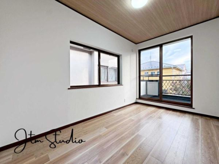 m 2ʍ̌mۂ邢́AʂǂAϋSn̗ǂԂłB
傫ȑ̌ӂ閾邢ԁASnǂA芰e̋Ԃł