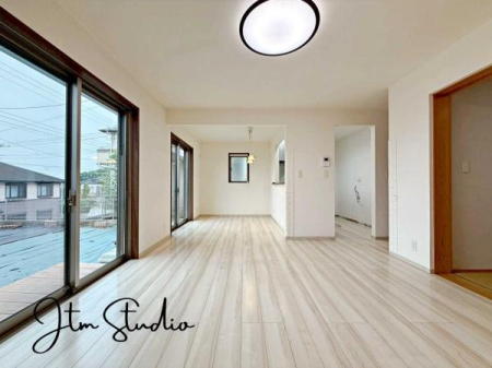 rO ɂ݂͂ȂWAHƊybn܂BbɖɂȂ肷āAY锼߂ɂȂĂ܂Bȑ̊Ԃ̍KĂꏊł肽