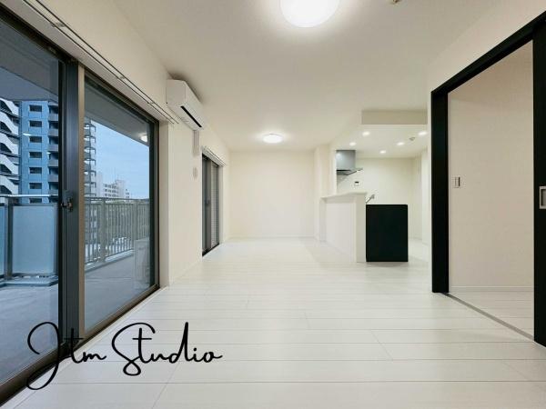 rO _CjOe[uE\t@[ZbgEsu{[hƂĔzułLłBƋ̃CAEgVX^[g̊ÿ݂łˁ