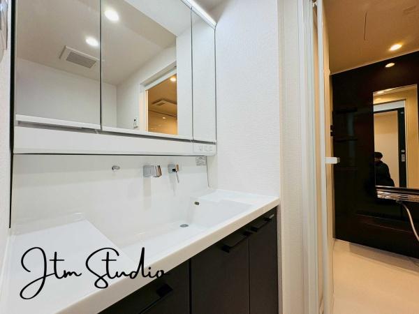 ʑEʏ 3ʋdl̐ʑ􋾂̌̎[IƂĂ[Ă܂IRXDȉlAq͍llƂ[͂ł