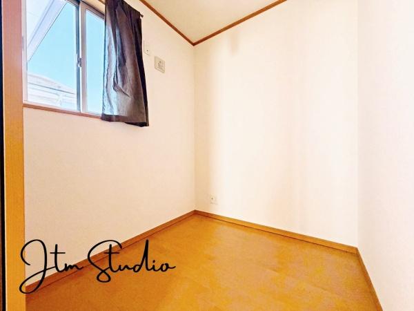 ���̑����� �Â��ȏ��ւ����邱�̉Ƃ́A�d�����ɏW���ł��闝�z�I�ȋ�Ԃł����e�����[�N�ɂ��œK�ŁA���������̎��Ԃ��؂ɂ��������Ƒ��ɂ������߂ł��B�������������ŁA���X�̐����ɂ�Ƃ��...�B