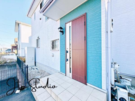 ���̑����n ���ӊ����ꏏ�ɂ��ē��������܂���
�ʐ^�Ō���̂Ǝ��ی���̂Ƃł͕��͋C���ς��܂���
���C�y�ɂ��A������������