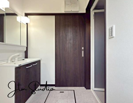 ʑEʏ ̎xx̃PAC悭n܂ʋԁB傫ȃ~[ƍL߂̃{EŁAƑ݂ȂKɎg݌vłBQłƂ̂鎞Ԃ𐶂ݏo܂B1 ̂͂܂ƏISn悭